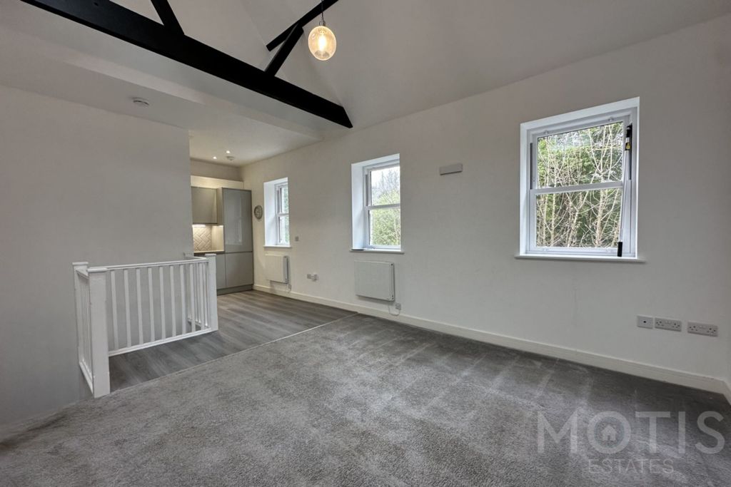 Property photo 1 of 8 Photo 2