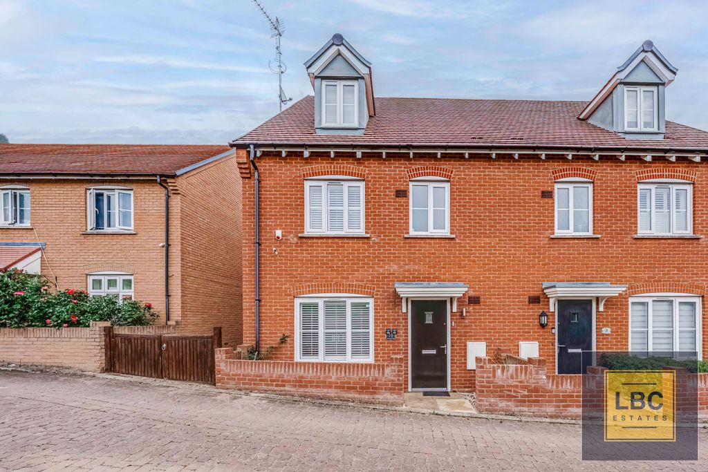 Property photo 1 of 30