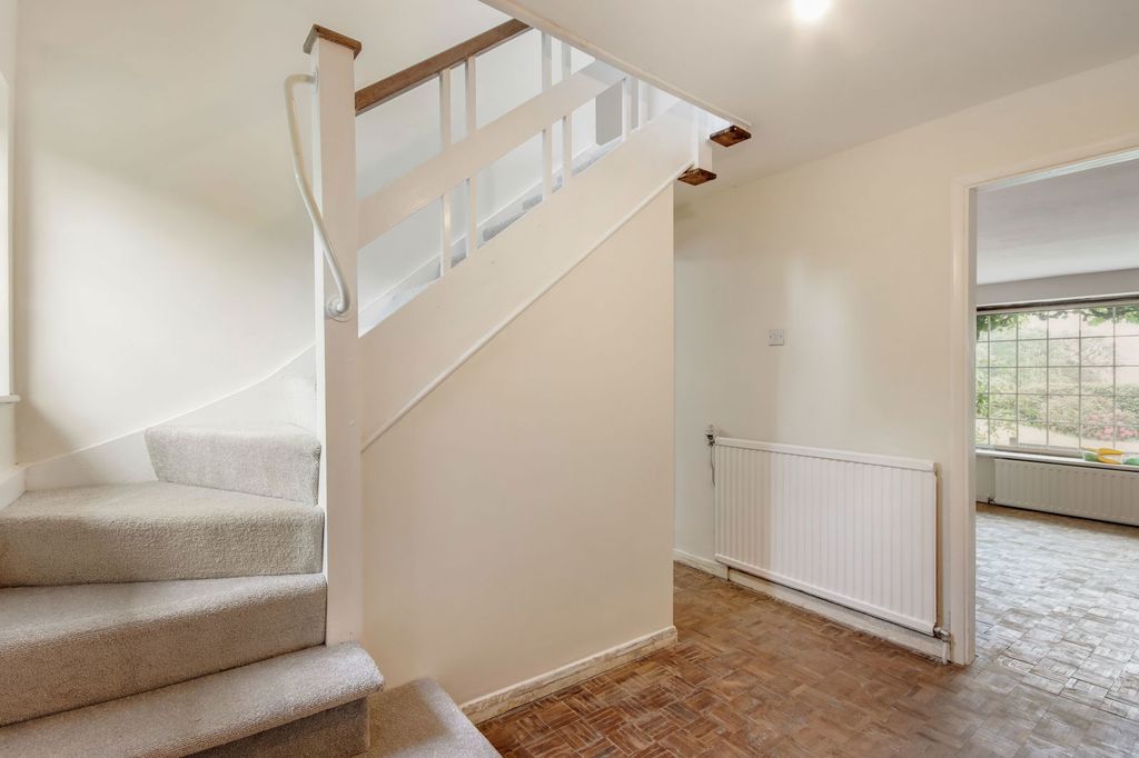 Property photo 3 of 63