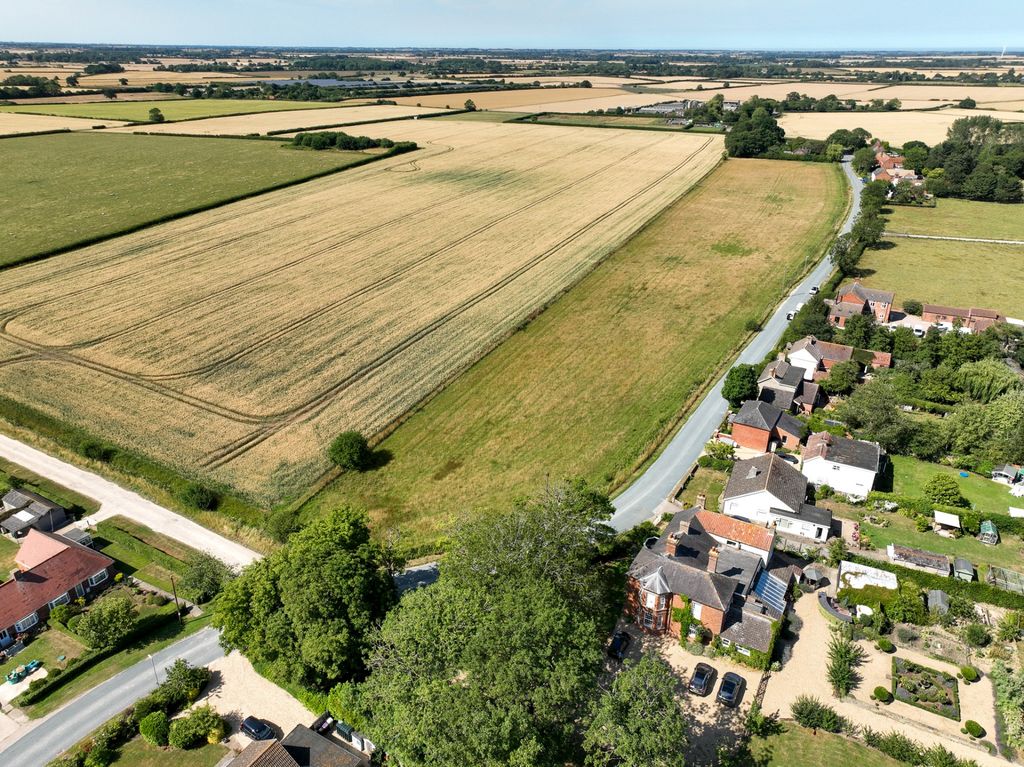 Property photo 2 of 3 Photo 2