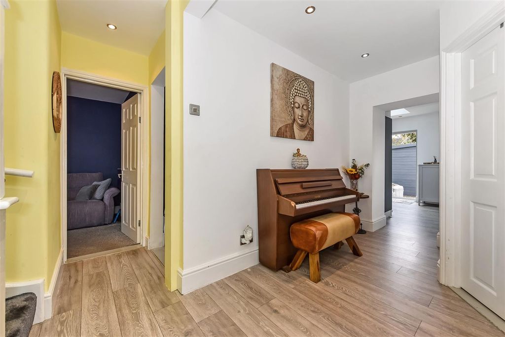 Property photo 3 of 29 Sketch_Ph18_6241354.Jpg