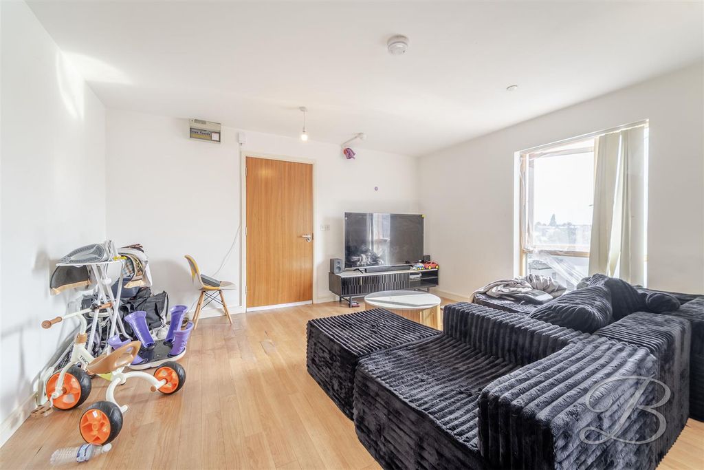 Property photo 3 of 15 Ccltd-6.Jpg