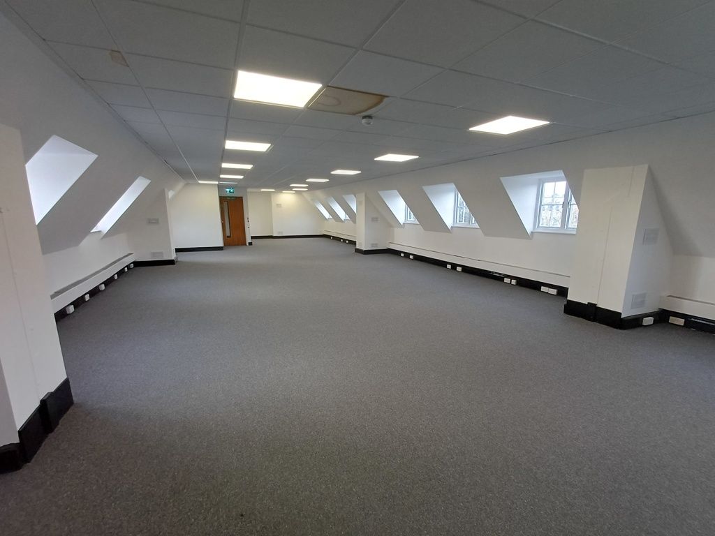 Property photo 3 of 10 Photo 7