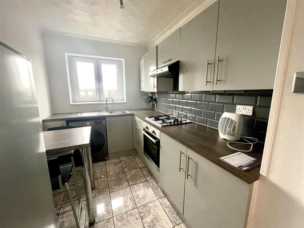 Property photo 3 of 13 Img_5165.Jpeg