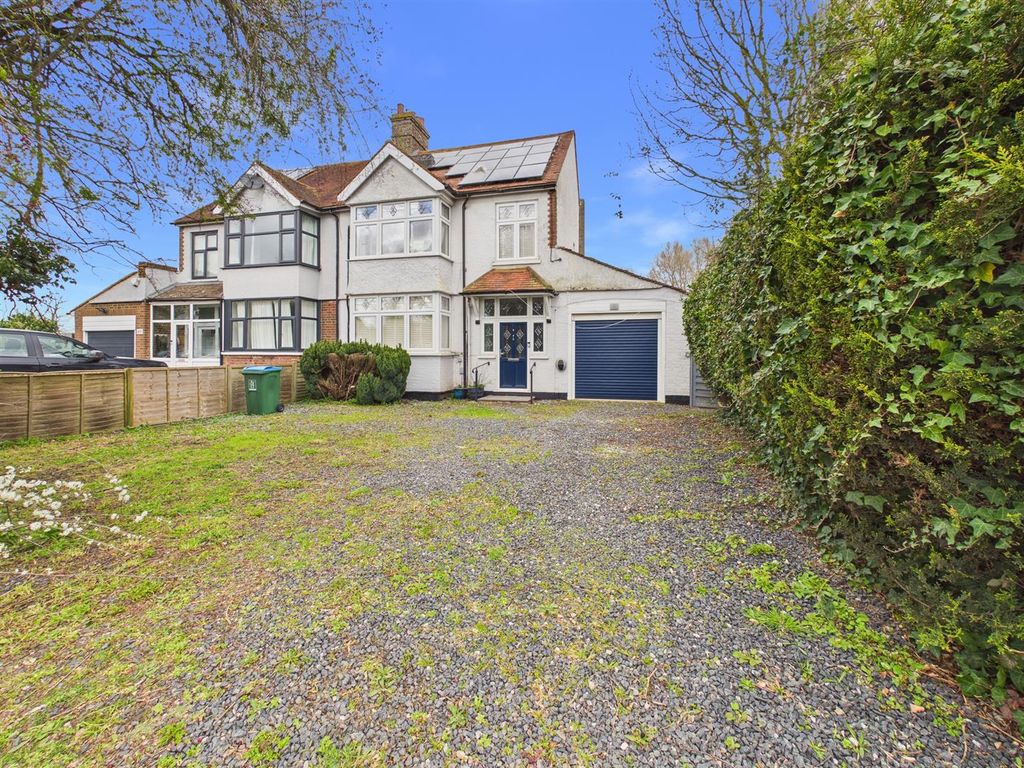 Property photo 1 of 14 Cam02435G0-Pr0196-Still019.Jpg