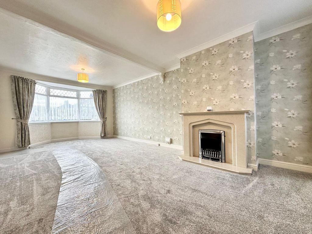 Property photo 3 of 16 Picture No. 28