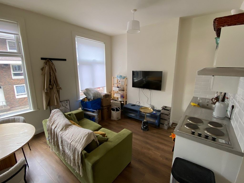 Property photo 2 of 5