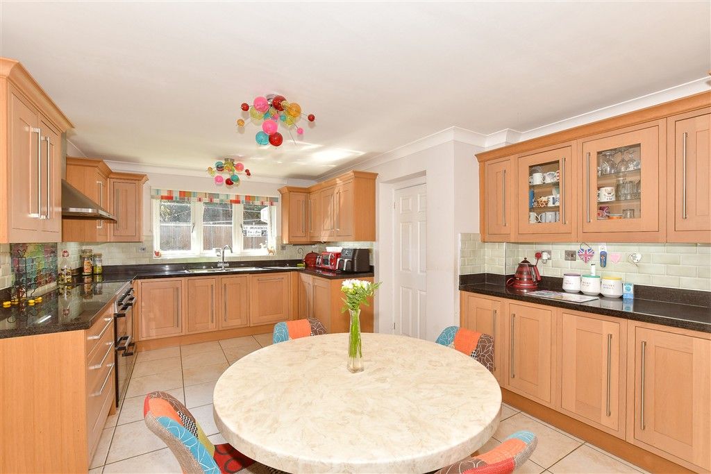 Property photo 3 of 12 Kitchen/Diner