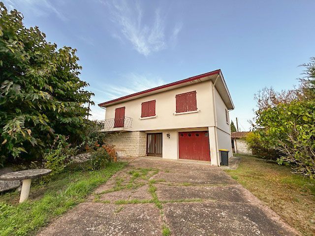 Property photo 1 of 11