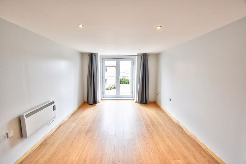 Property photo 2 of 7 Photo 7