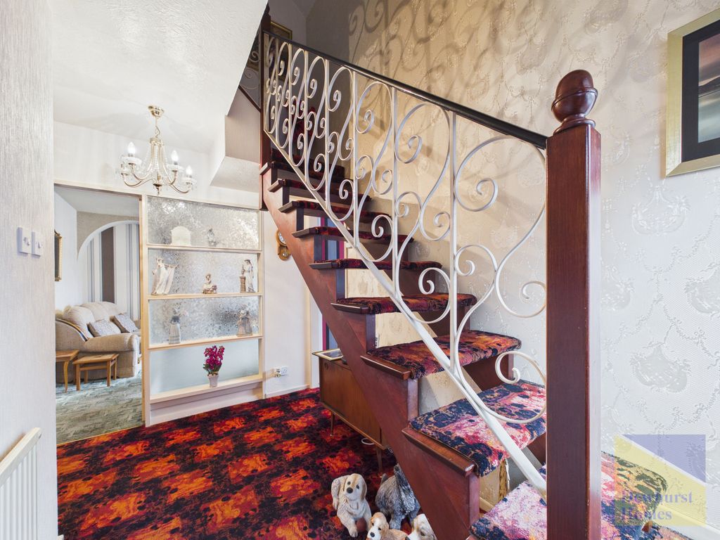 Property photo 3 of 25