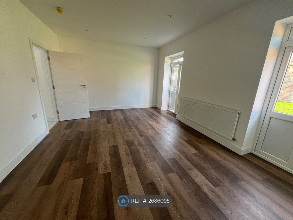 Property photo 1 of 27