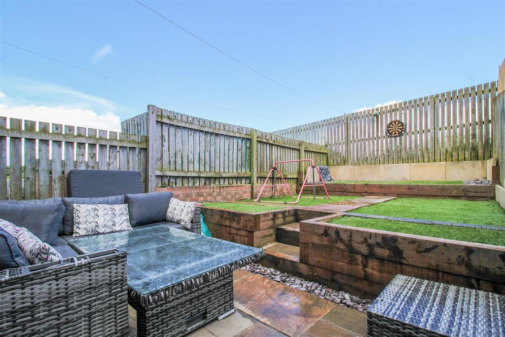 Property photo 3 of 13 Outside