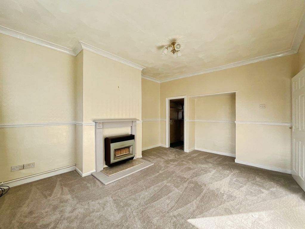 Property photo 3 of 13 1E127F8E-89-4Bf8-Bdb4-18225D30Dac1-704-0000007D387E5C6C