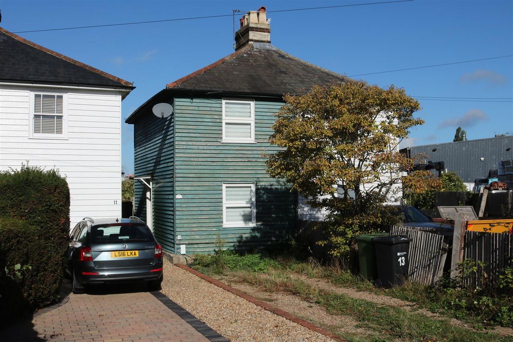 Property photo 1 of 9 Front.Jpg
