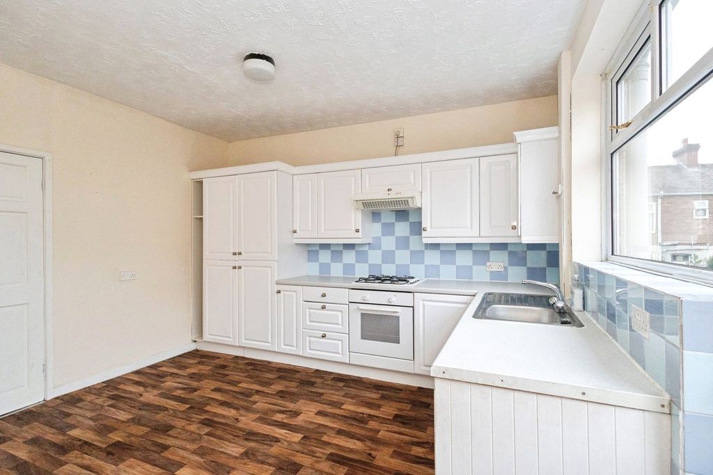 Property photo 1 of 17 Photo