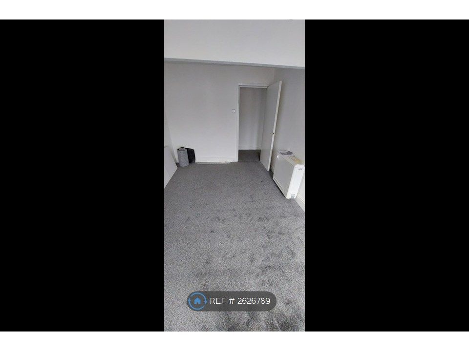 Property photo 2 of 3