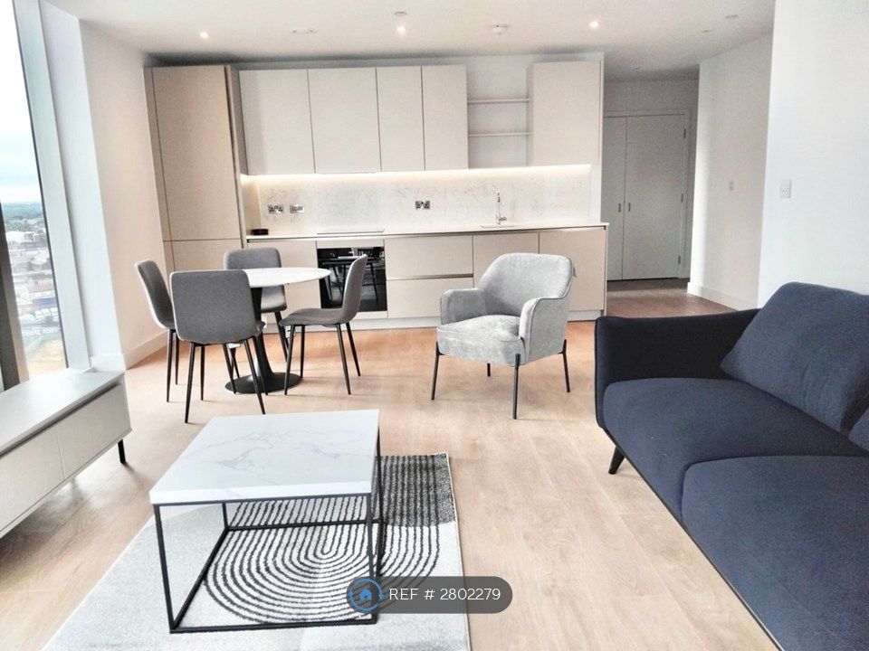 Property photo 2 of 11