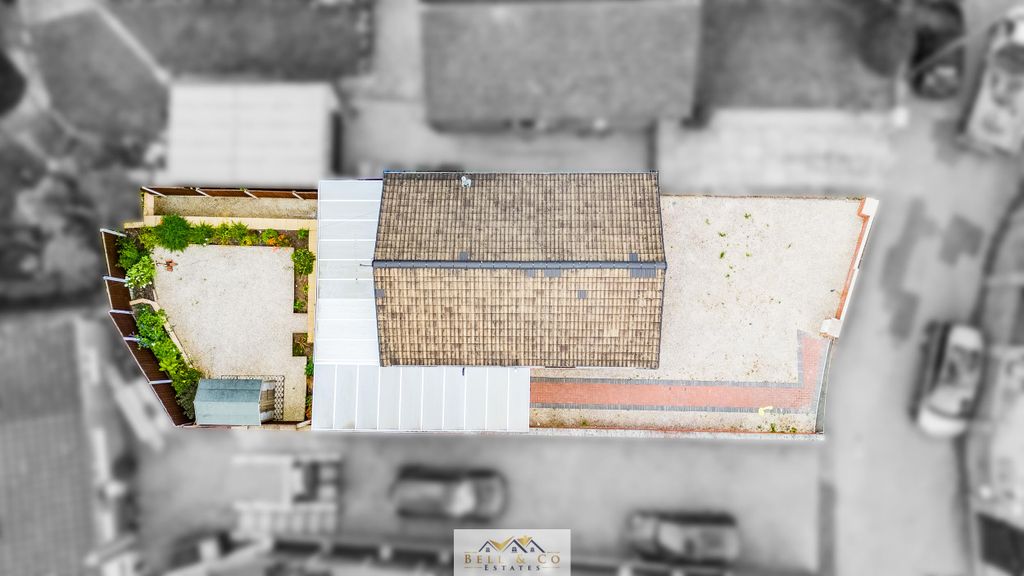 Property photo 2 of 18 Aerial 1