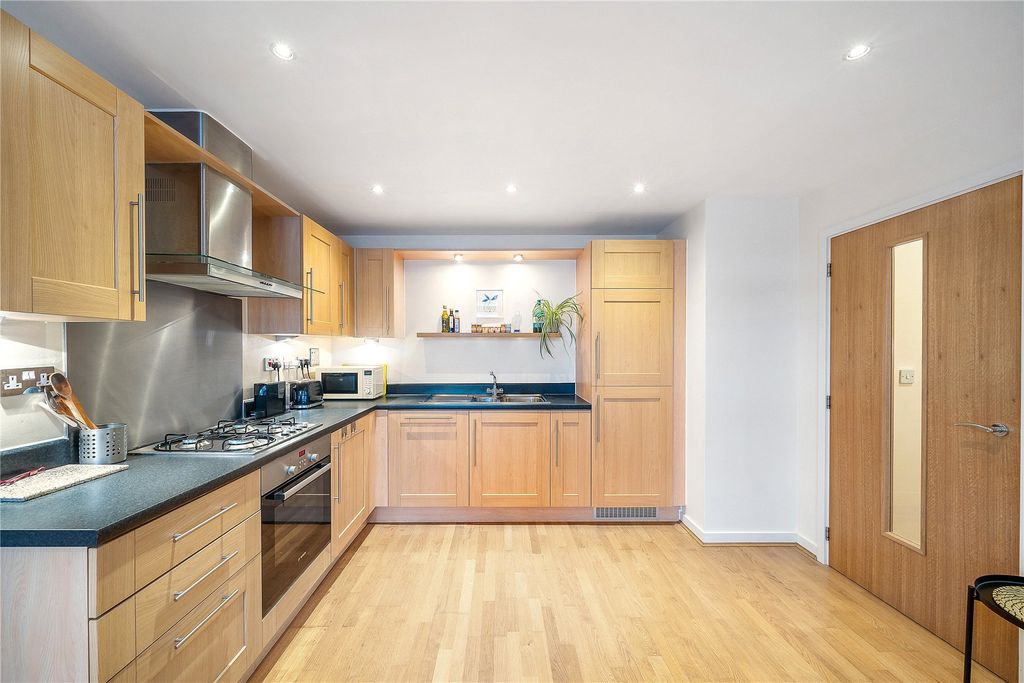 Property photo 3 of 9 Picture No. 19