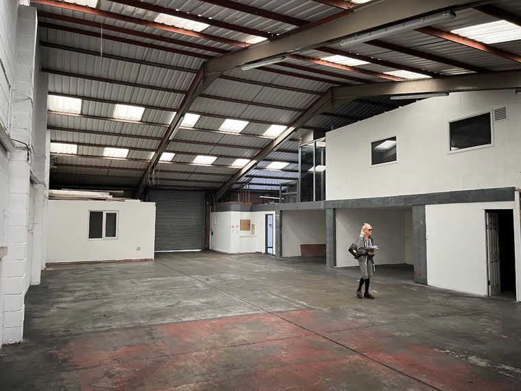 Property photo 3 of 6