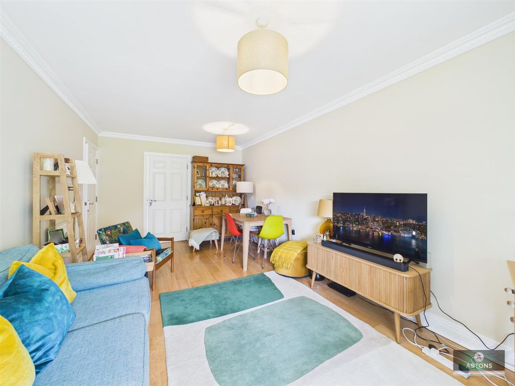 Property photo 3 of 15 Cam02067G0-Pr0302-Still007.Jpg
