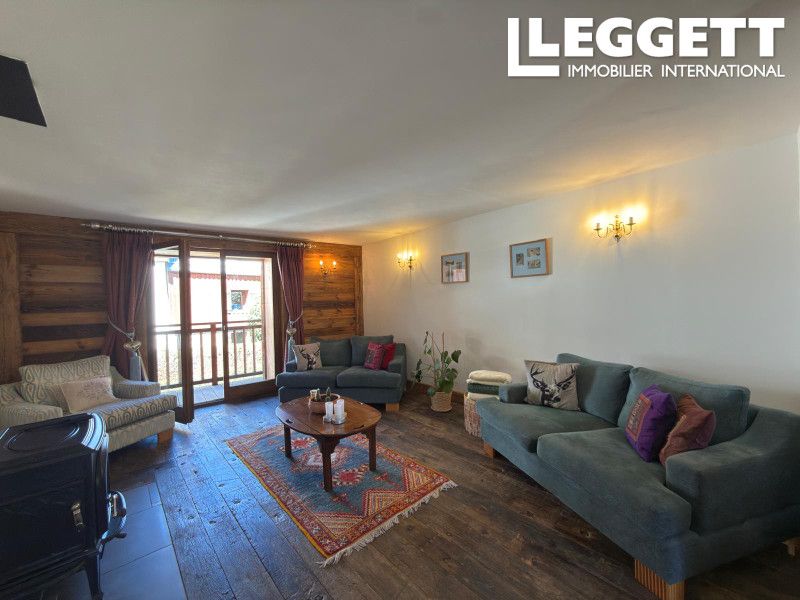 Property photo 2 of 10