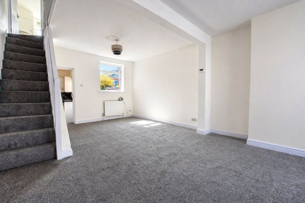 Property photo 2 of 8 Picture No. 08