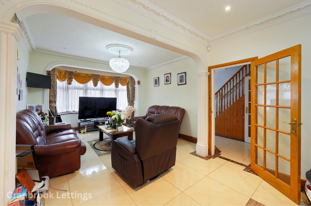 Property photo 3 of 15 Gallery