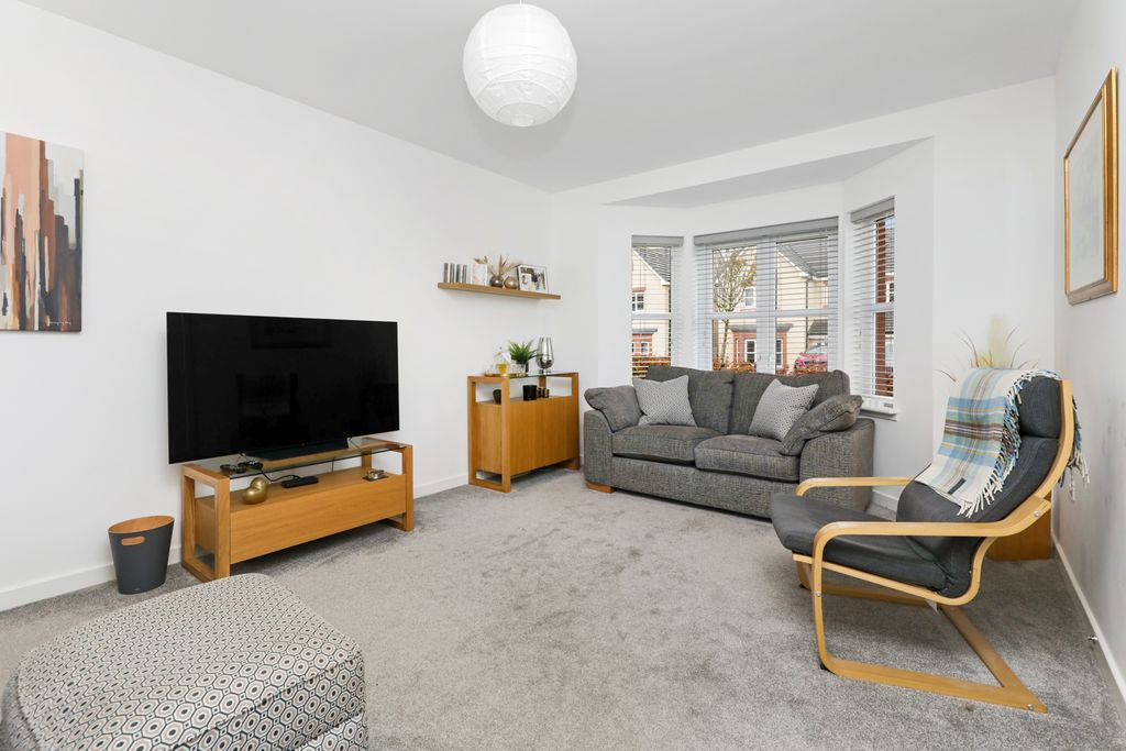 Property photo 2 of 21 Property Image 2