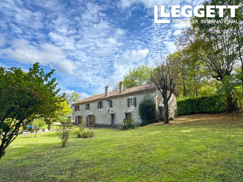 Property photo 2 of 10