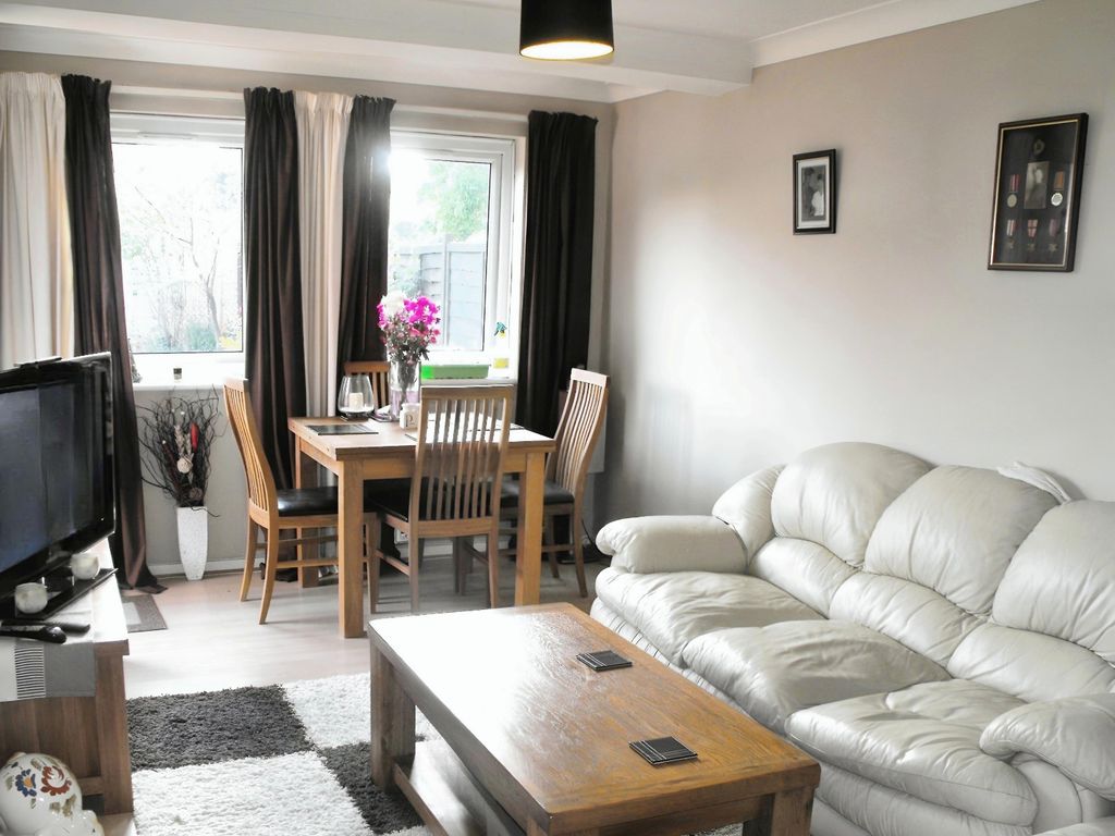 Property photo 2 of 8 2