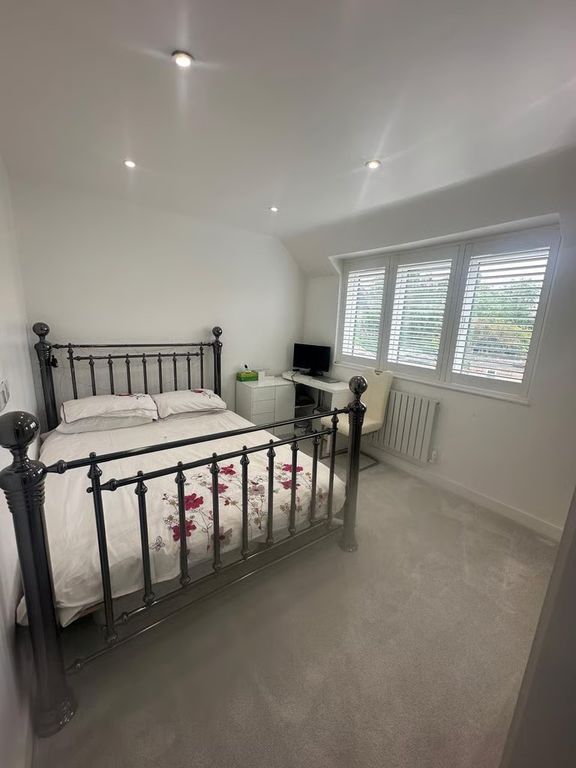 Property photo 1 of 4