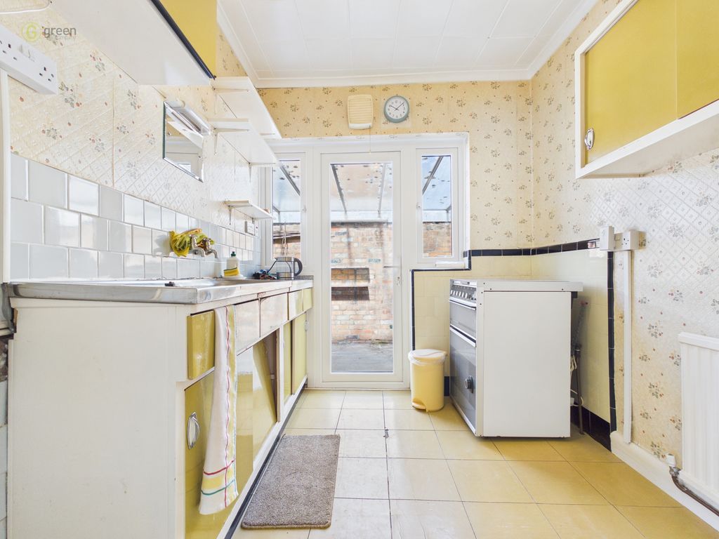 Property photo 3 of 28 Cam01332G0Pr0695Still013