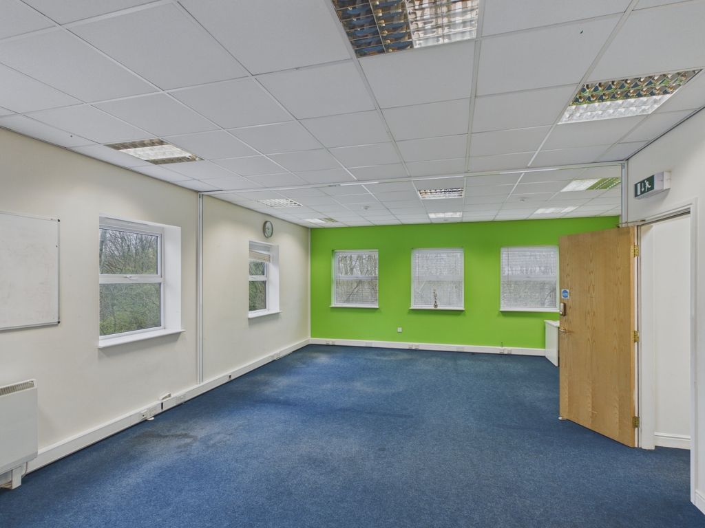 Property photo 3 of 10 Photo 3