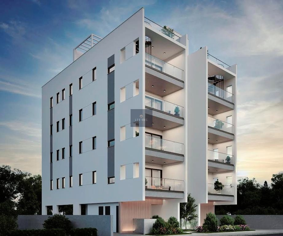 Property photo 1 of 6