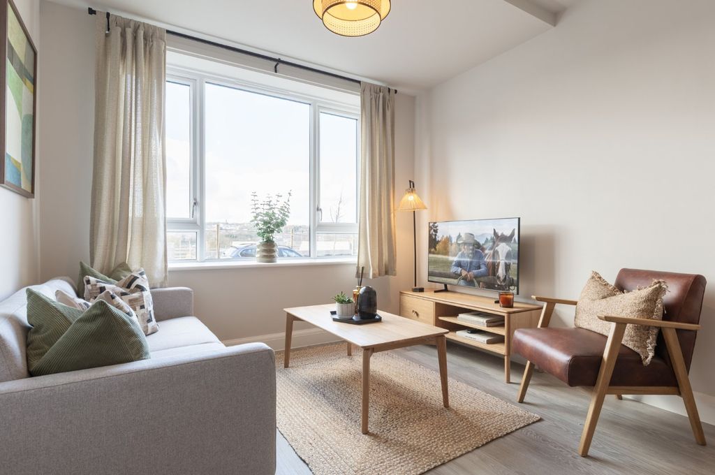 Property photo 2 of 13 Picture No. 12