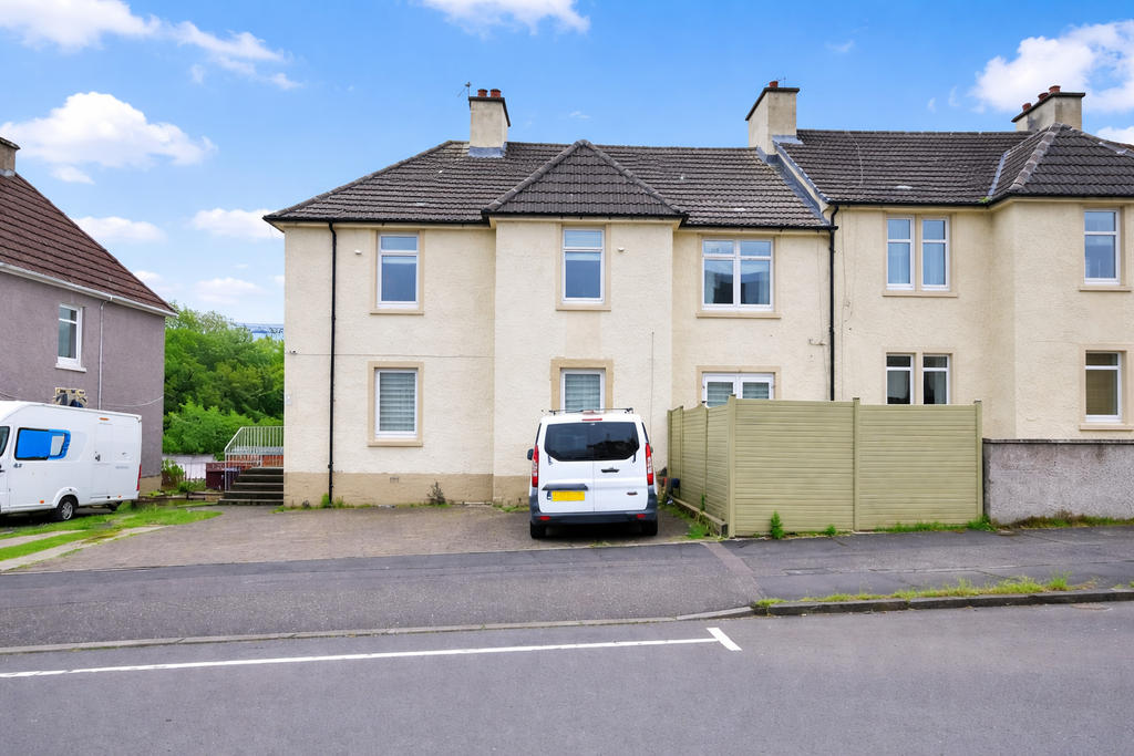 Property photo 1 of 18 4 Bed Flat For Sale Glenside Drive, Rutherglen G73