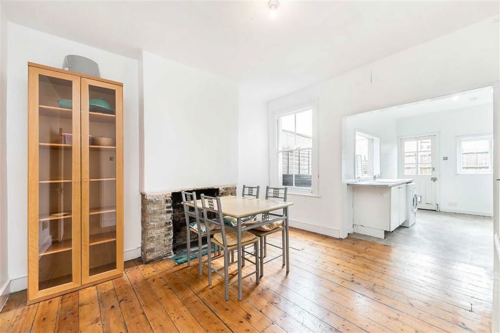 Property photo 3 of 7