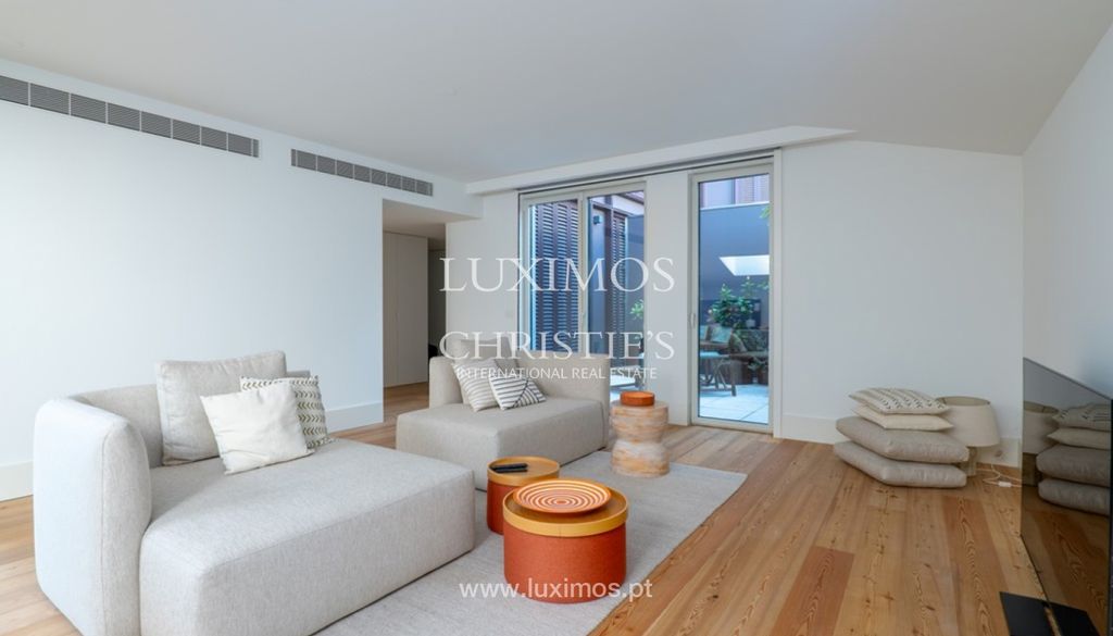 Property photo 3 of 25