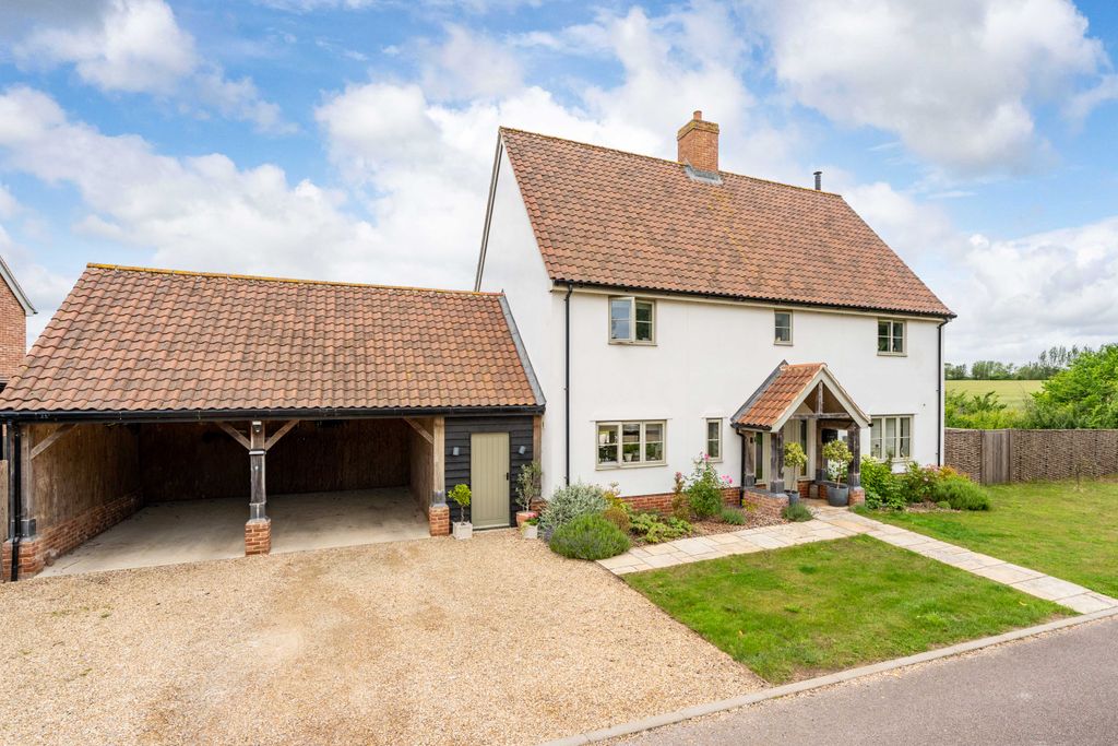 Property photo 1 of 30 Allington House Ext-5
