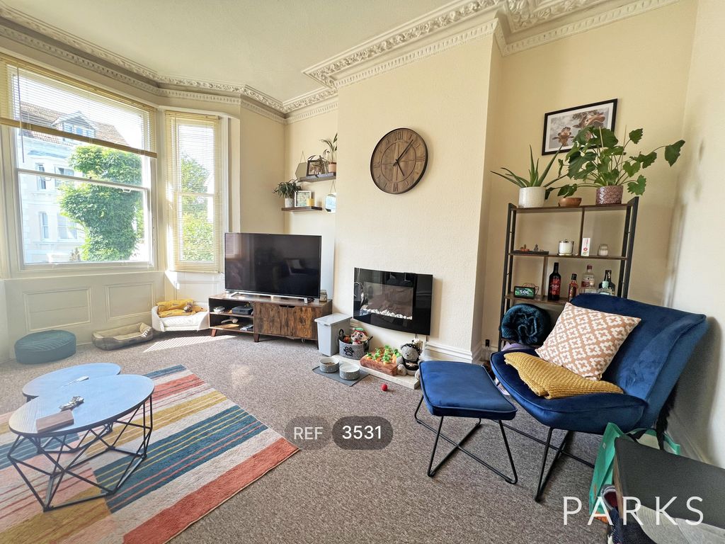 Property photo 2 of 6 Living Room