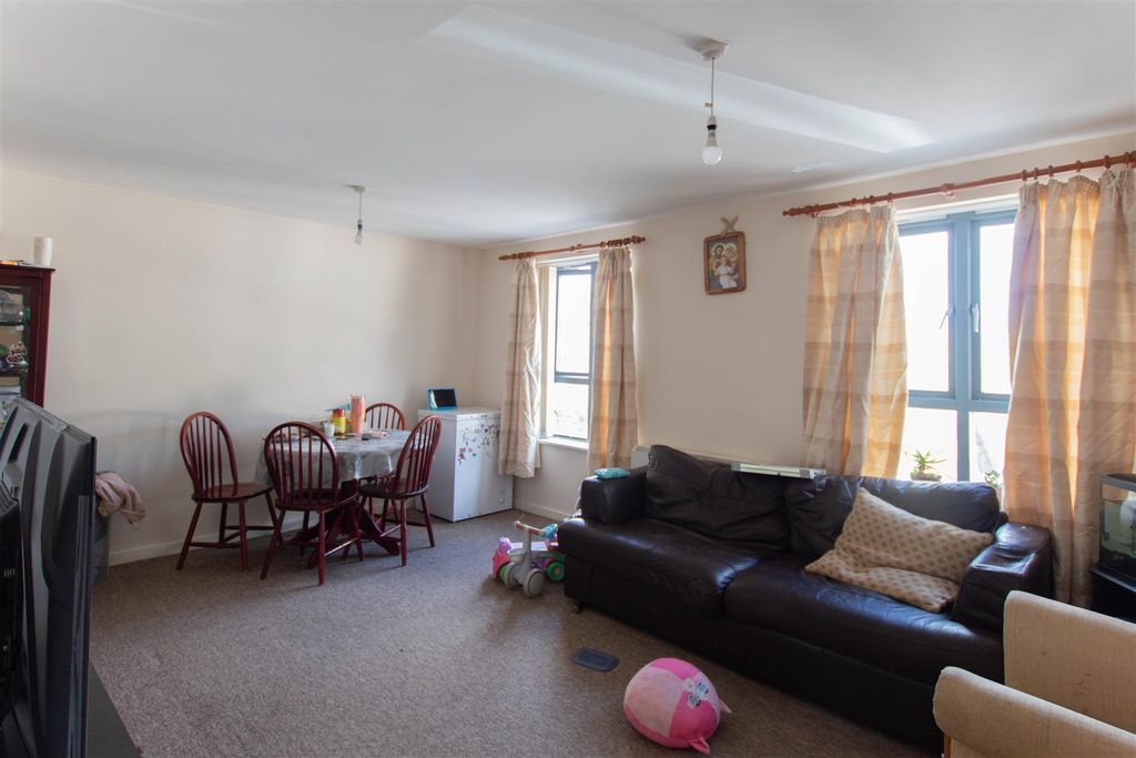 Property photo 2 of 3 Img_2041.Jpg