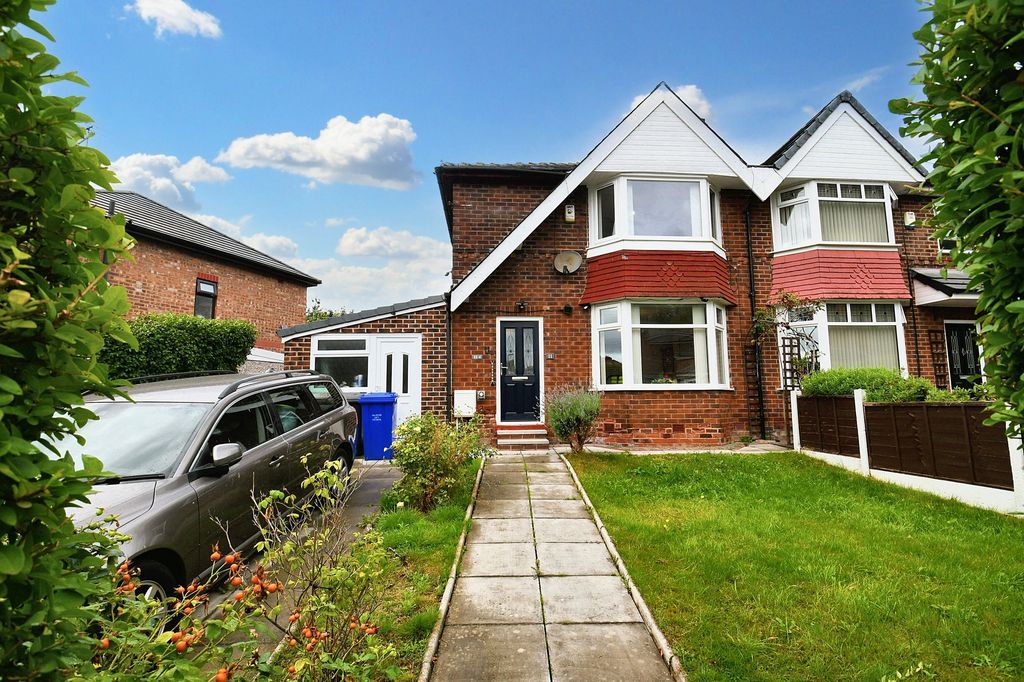 Property photo 1 of 17