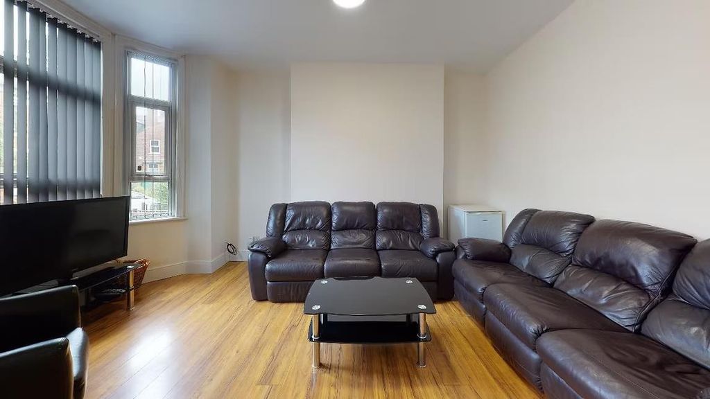 Property photo 3 of 16 E5c897_9Dbfb609c9694B52B23d77712131A6B5~mv2_Result