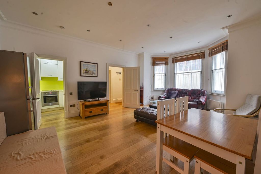 Property photo 1 of 8