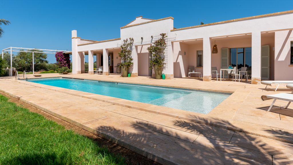 Property photo 2 of 44 02.Jpg