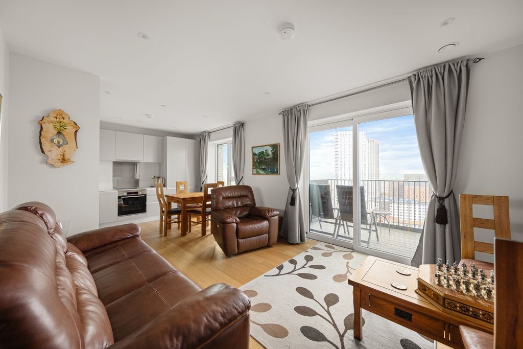 Property photo 2 of 10 094A7629