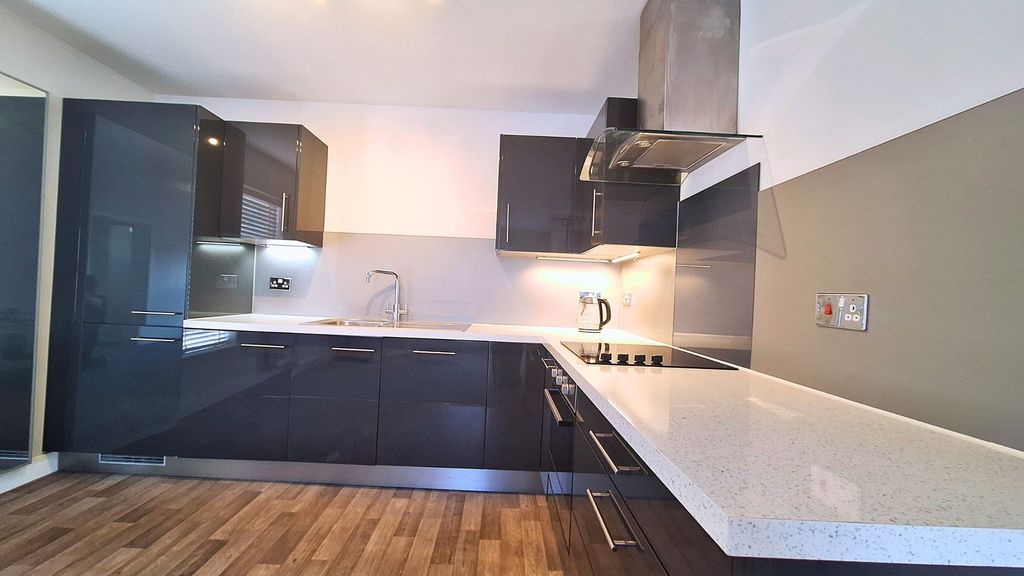 Property photo 2 of 10 Property