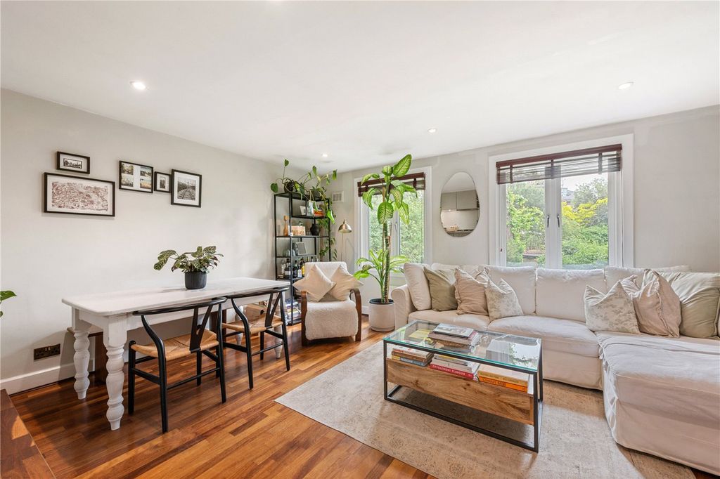 Property photo 2 of 12 Picture No. 08